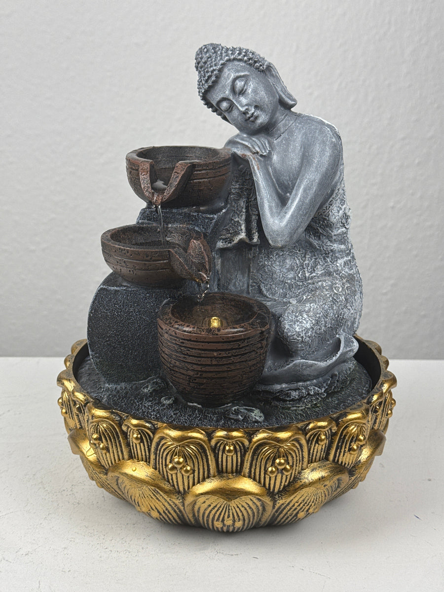 Buddha Beltéri Szökőkút – Zen Nyugalom Fénnyel és Vízzel