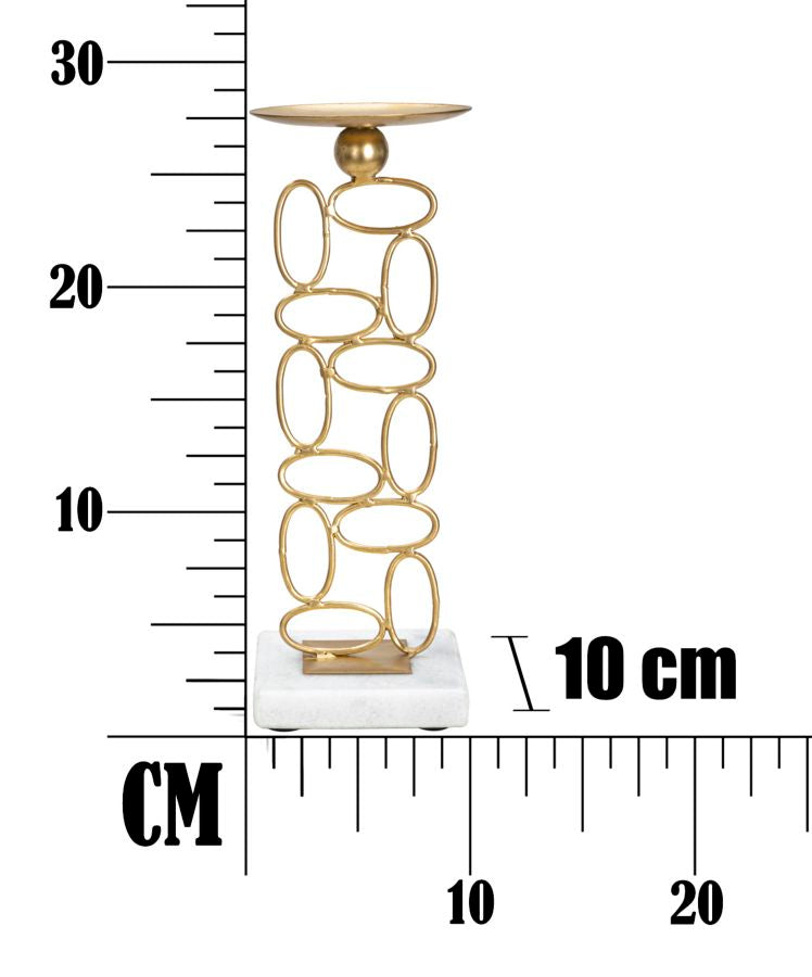Aranyszínű Fém Geometrikus Gyertyatartó Fehér Márvány alapon
