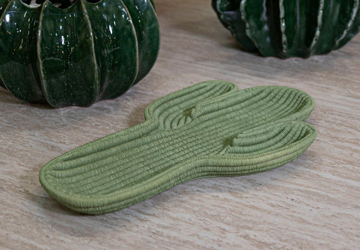 Zöld színű gyanta dekoratív tálca – Cactus modern dizájn
