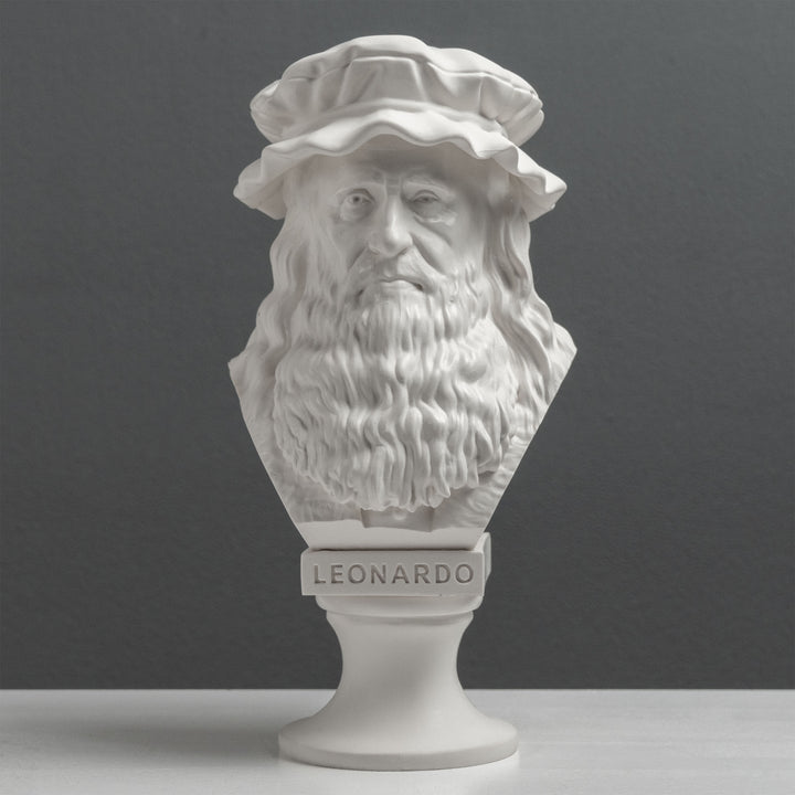 Leonardo da Vinci mellszobor – A reneszánsz mestere (fehér)