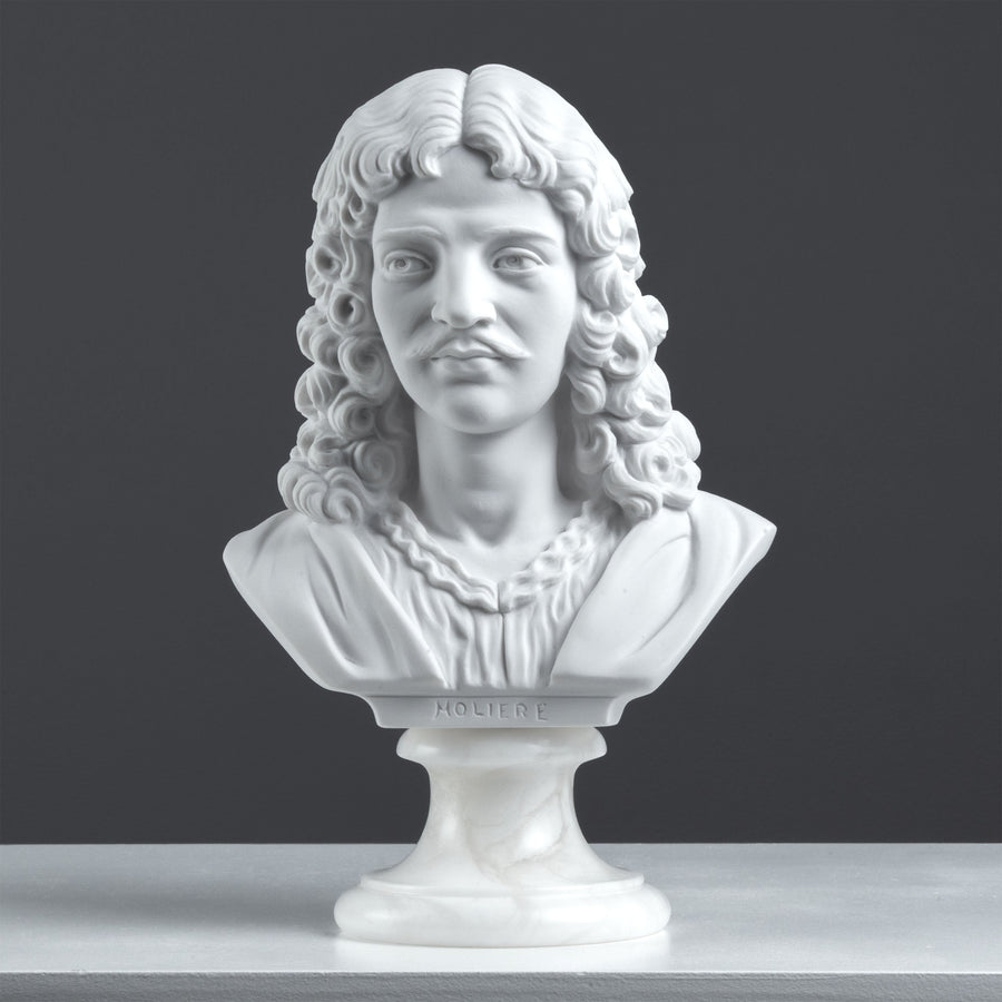 Molière mellszobor — a francia komédia mestere