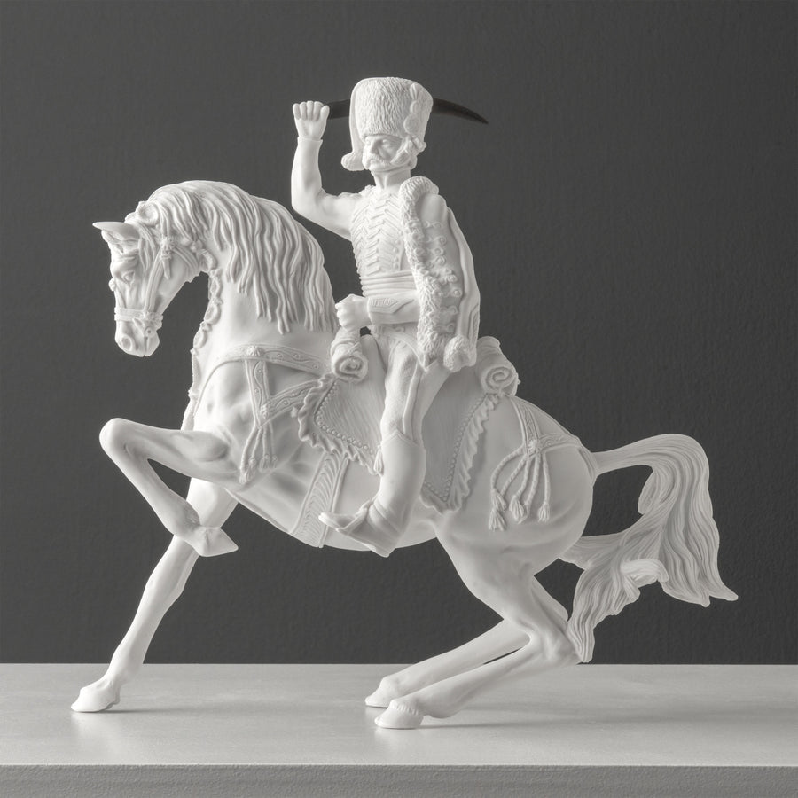 Lovas huszár szobor — 19. századi lovasság