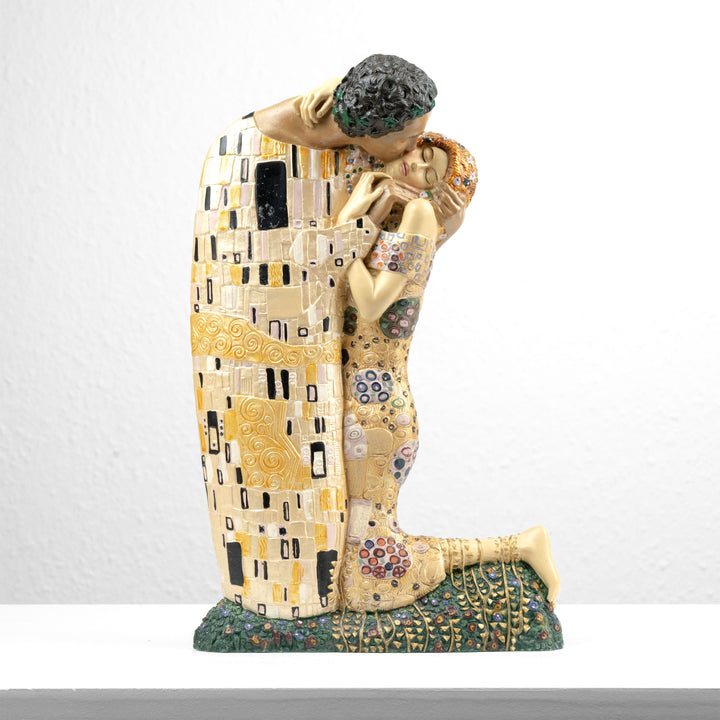 A Csók Szobor Klimt Alkotása (Nagy, Szerelmespár Szobor)
