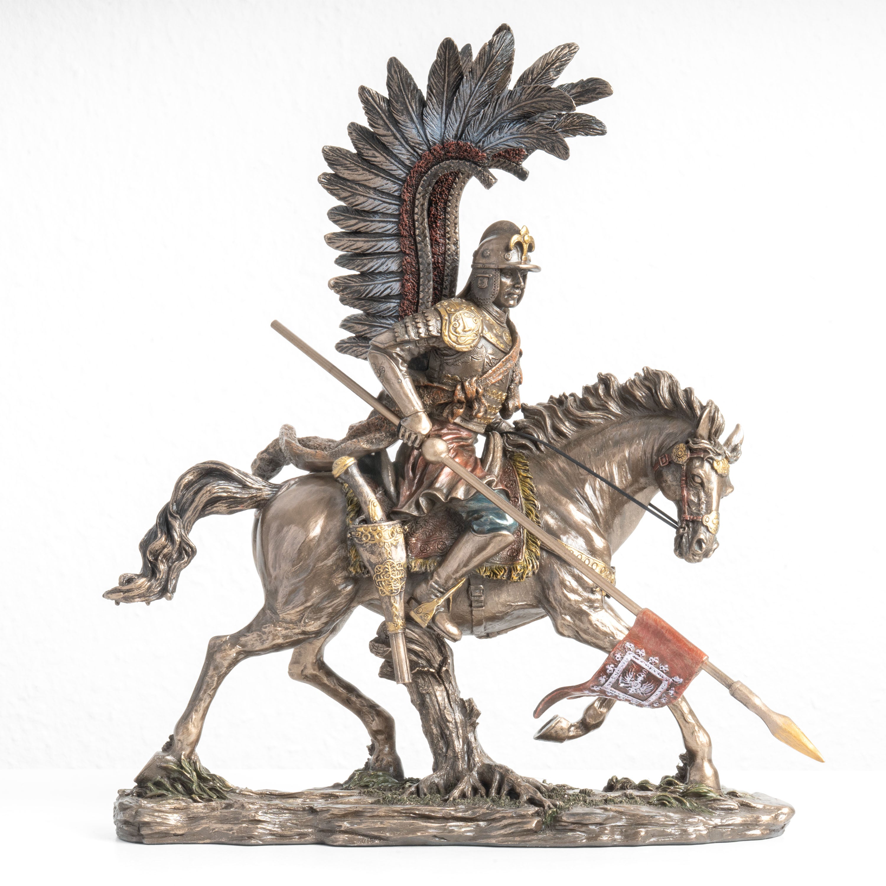 Szárnyas huszár szobor – Lengyel elit lovasság (Hidegen öntött bronz szobor)