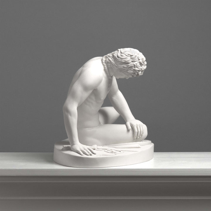 A Haldokló Gall Szobra – Sebesült harcos klasszikus szobor