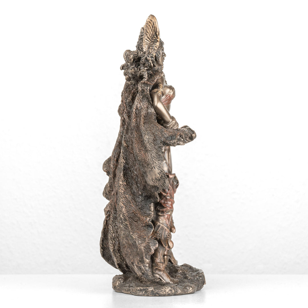 Frigg szobor — A házasság északi istennője (Hidegen öntött bronz)