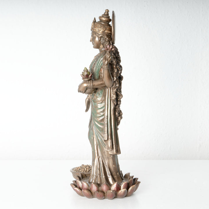 Lakshmi istennő szobor – A jólét szimbóluma (Hidegen öntött bronz szobor)