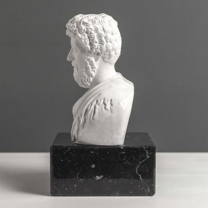 Marcus Aurelius Mellszobor Könyvtámasz - Fekete Márvány Talpazaton