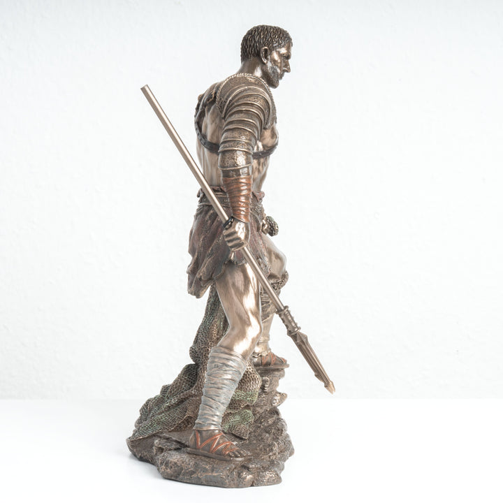 Retiarius gladiátor szobor – A háló és a háromágú szigony mestere (Hidegen öntött bronz szobor)