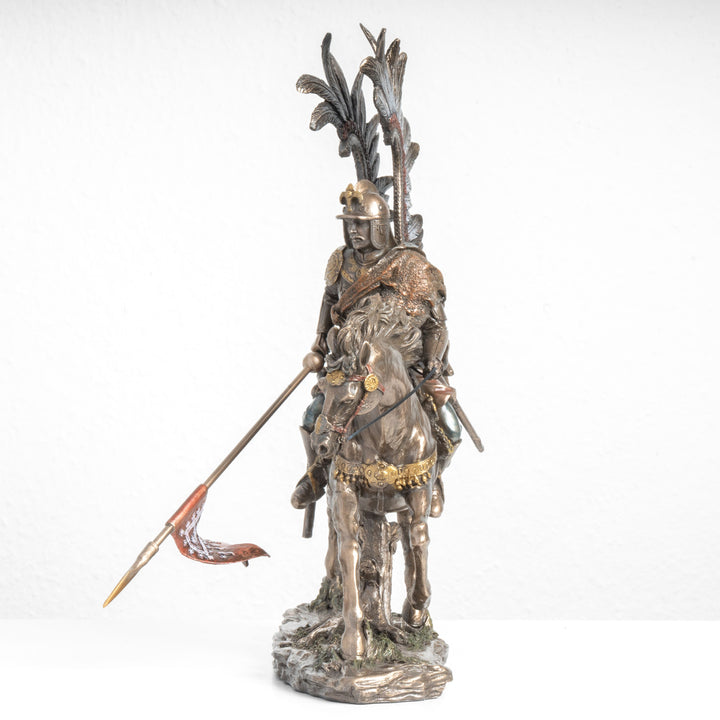 Szárnyas huszár szobor – Lengyel elit lovasság (Hidegen öntött bronz szobor)