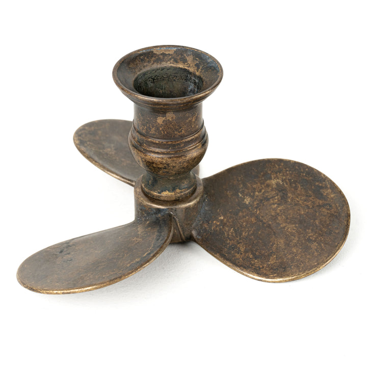 Propeller gyertyatartó (antikolt sárgaréz)