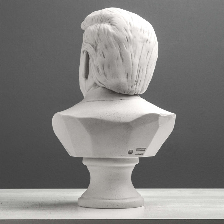 Donald Trump Mellszobor – Az USA 45. elnöke