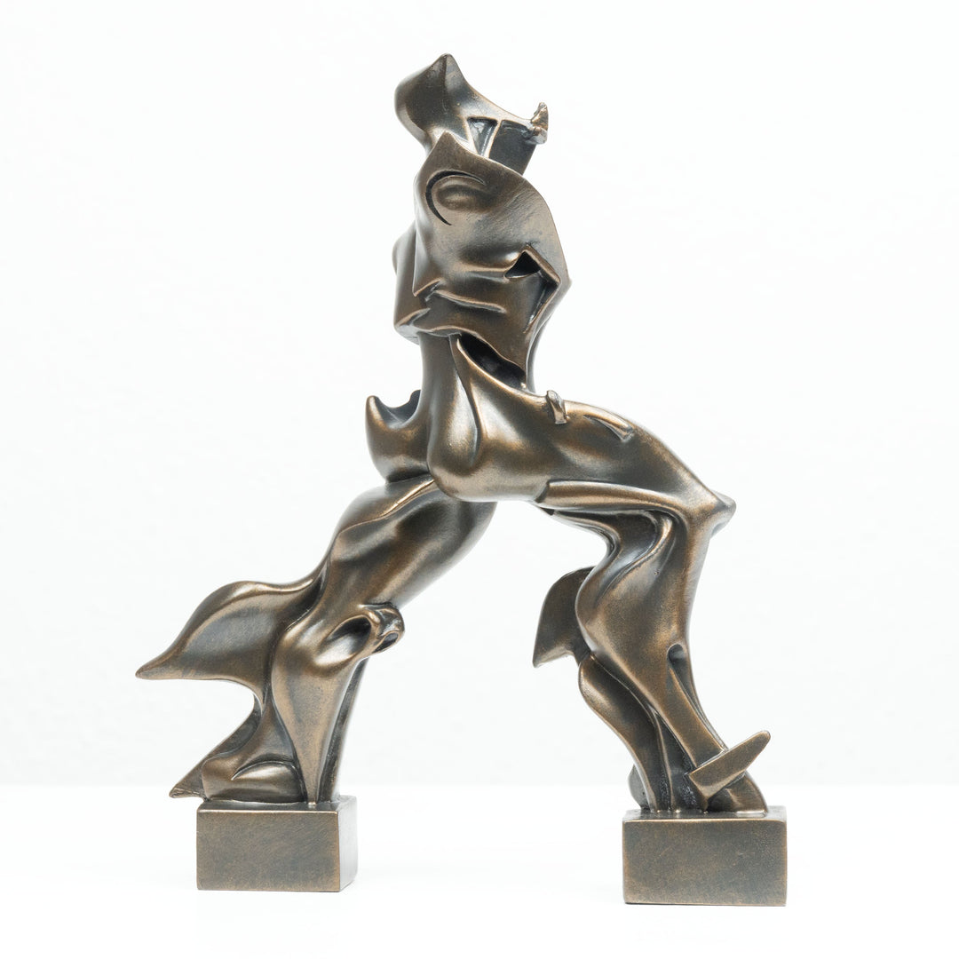 Futurisztikus Férfi Szobor Boccioni Alkotása (Hideg öntvény bronz szobor)