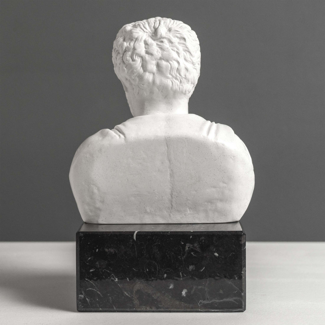 Marcus Aurelius Mellszobor Könyvtámasz - Fekete Márvány Talpazaton