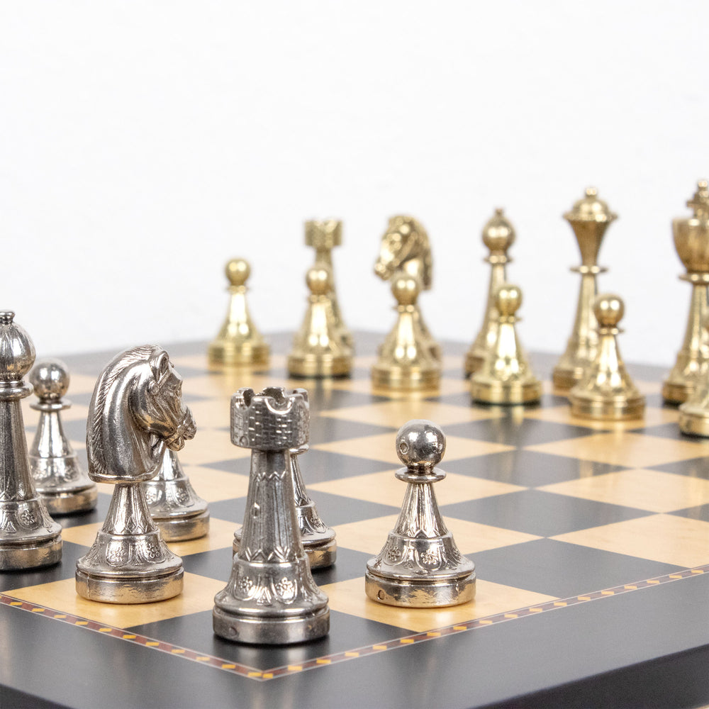 Italfama Staunton fém sakkkészlet prémium Queen’s Gambit fa sakktáblával