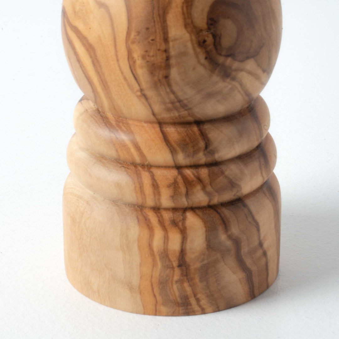 Kézműves olajfa fűszerőrlő – hagyományos