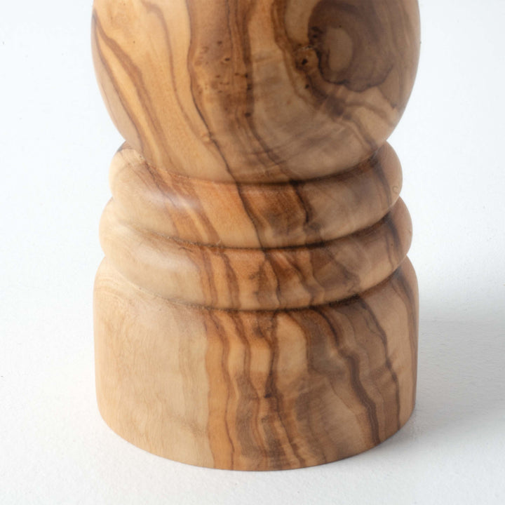 Kézműves olajfa fűszerőrlő – hagyományos