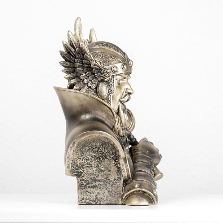 Thor mellszobor — A mennydörgés északi istene Mjölnirrel (Hidegen öntött bronz szobor)