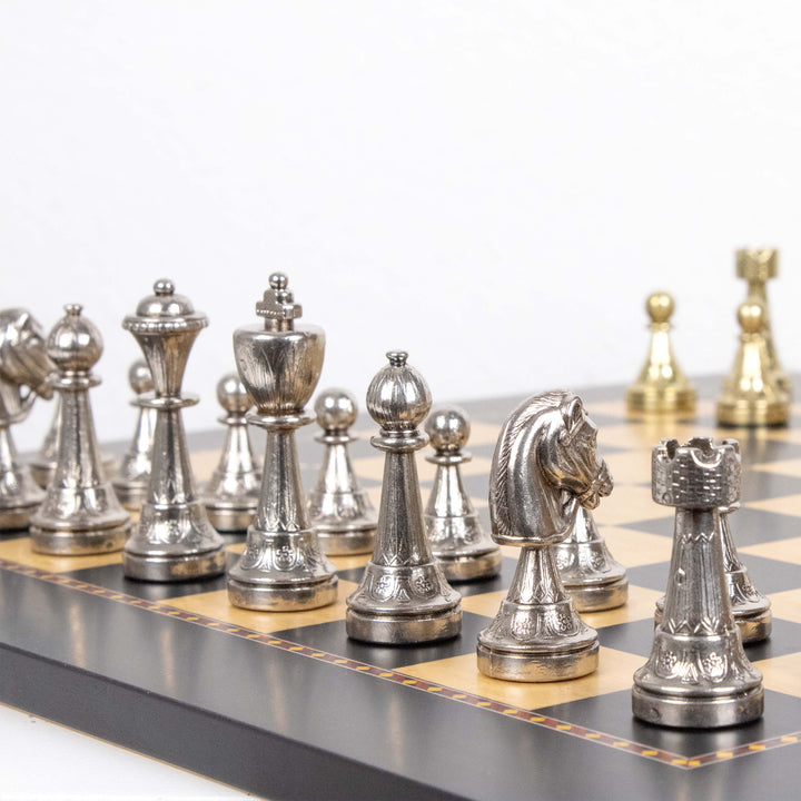 Italfama Staunton fém sakkkészlet prémium Queen’s Gambit fa sakktáblával