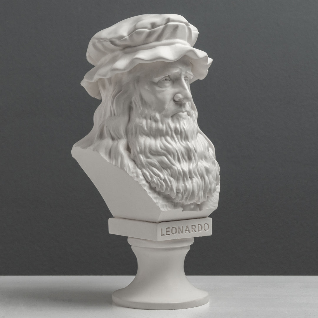 Leonardo da Vinci mellszobor – A reneszánsz mestere (fehér)