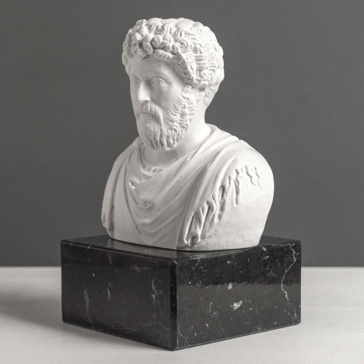 Marcus Aurelius Mellszobor Könyvtámasz - Fekete Márvány Talpazaton