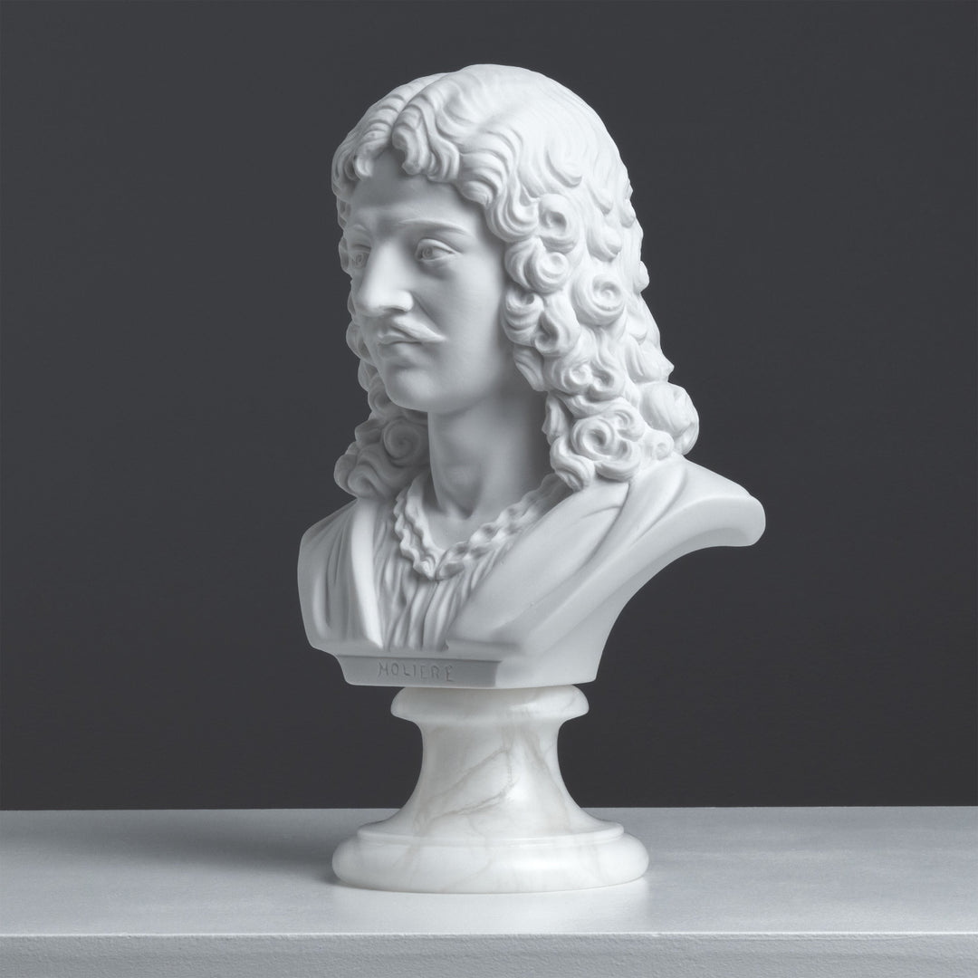 Molière mellszobor — a francia komédia mestere
