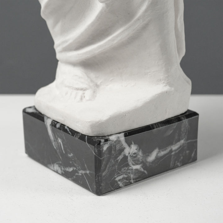 Venus de Milo Szobor -  Fekete Márvány Talpazaton