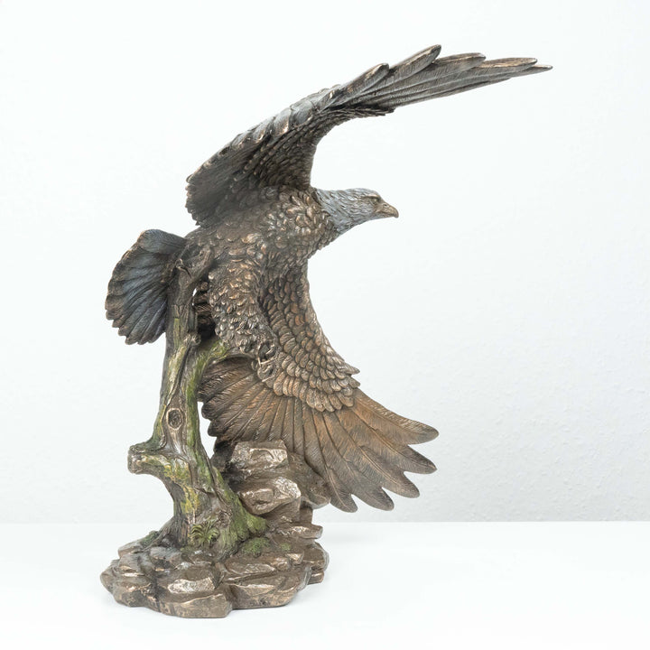 Sas Szobor „Repülő” (Hidegen öntött bronz állat szobor)