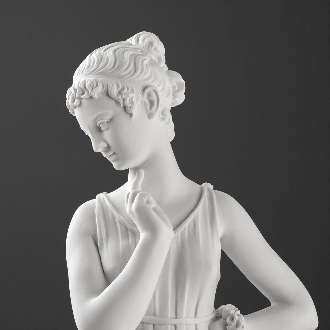 Táncosnő szobra ujjával az állán – Antonio Canovától