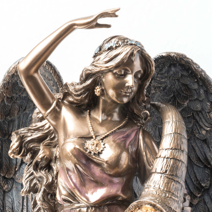 Szárnyas Fortuna szobor bőségszaruval (Hidegen öntött bronz szobor)