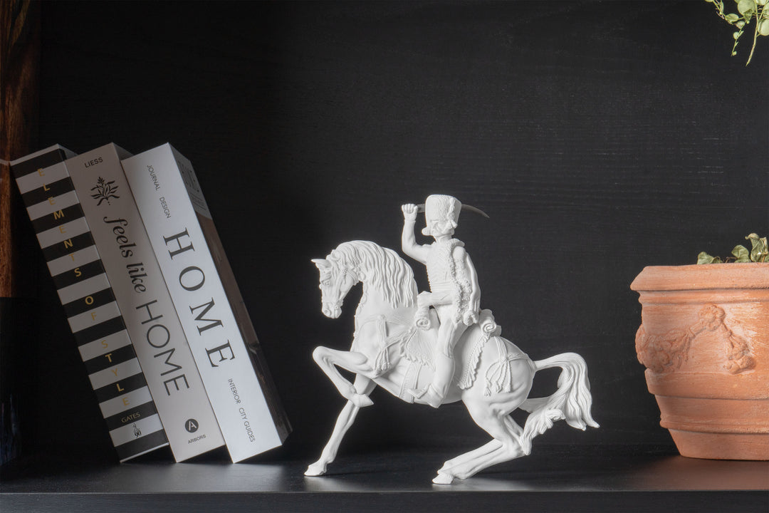 Lovas huszár szobor — 19. századi lovasság