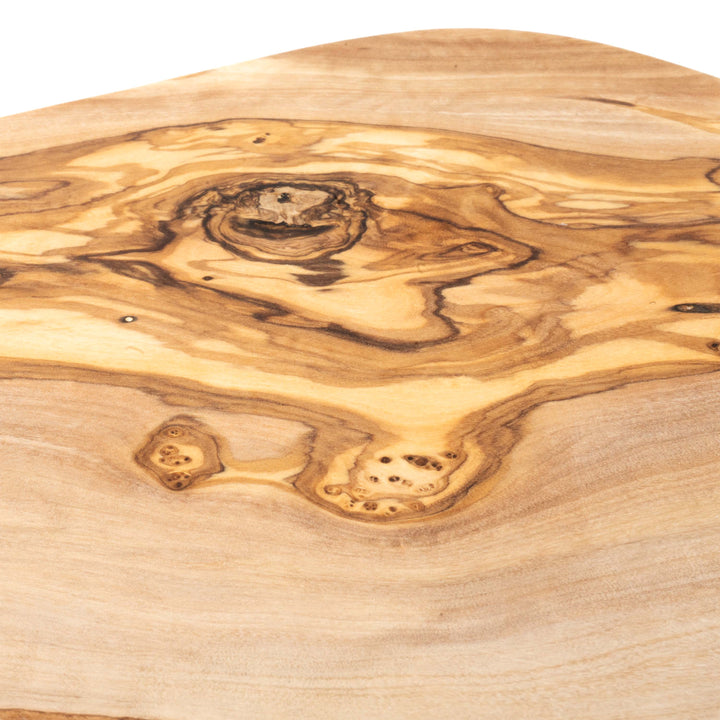 Kézműves olajfa vágódeszka szett légyűjtő vájattal – egyedi formájú (2 db-os)