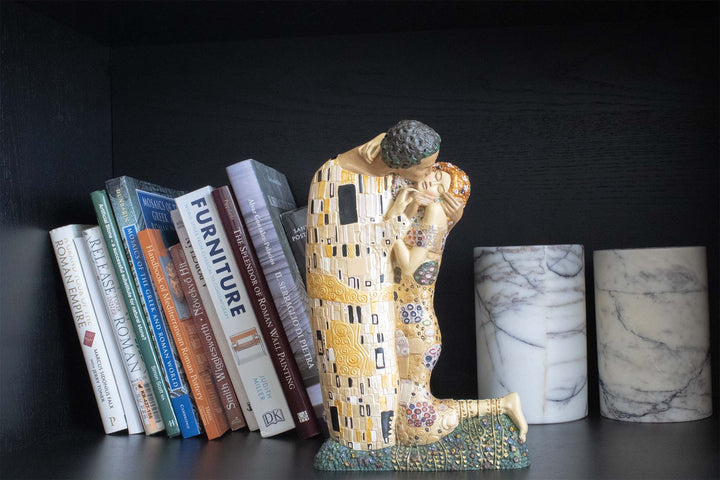 A Csók Szobor Klimt Alkotása (Nagy, Szerelmespár Szobor)