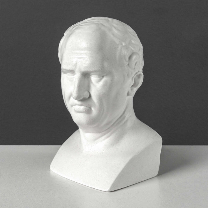 Cicero mellszobor