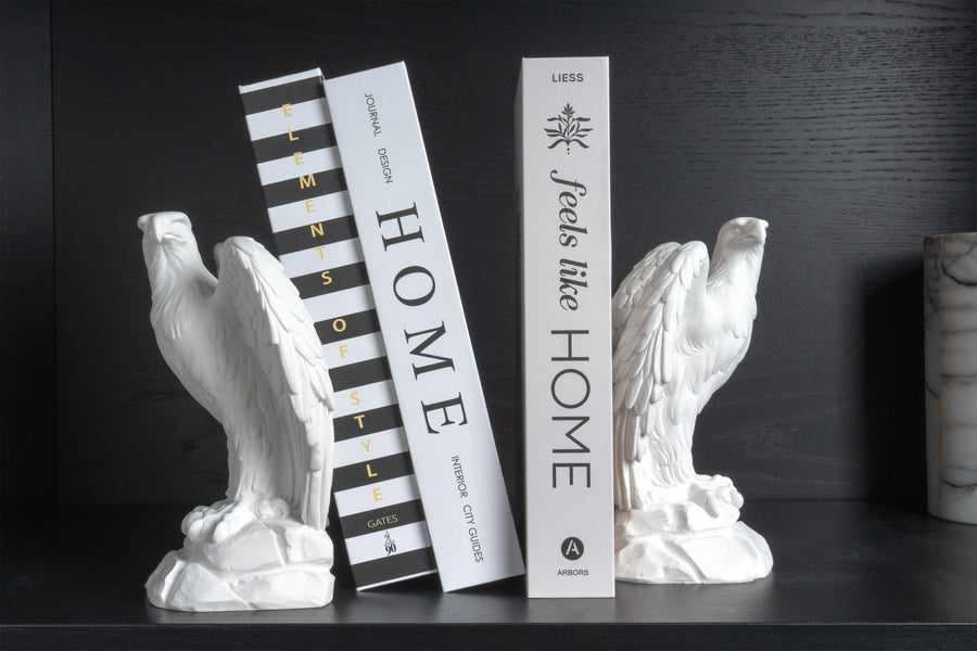 Sas könyvtámasz (szabadság és erő szimbóluma)