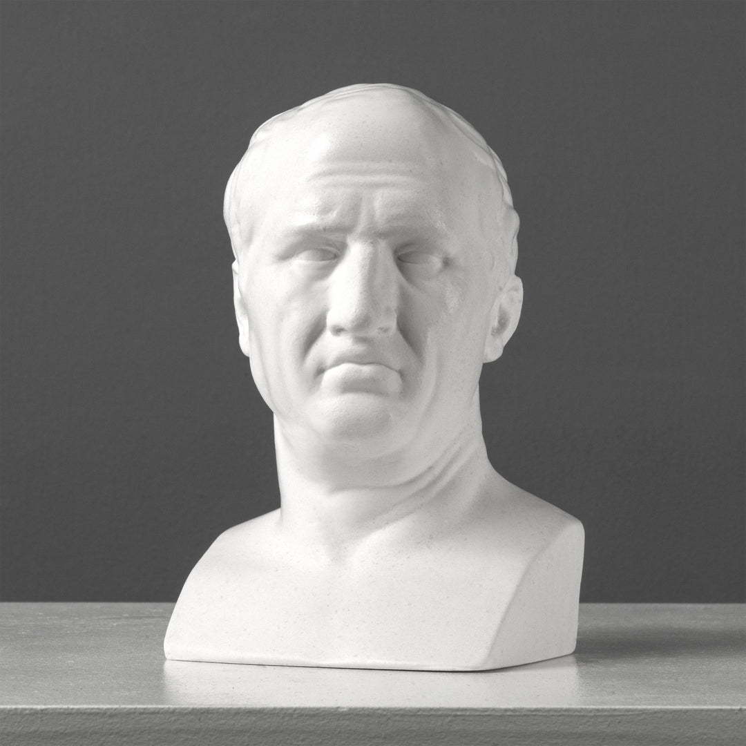 Cicero mellszobor