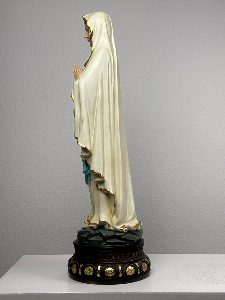 Lourdes-i Szűzanya Szobor