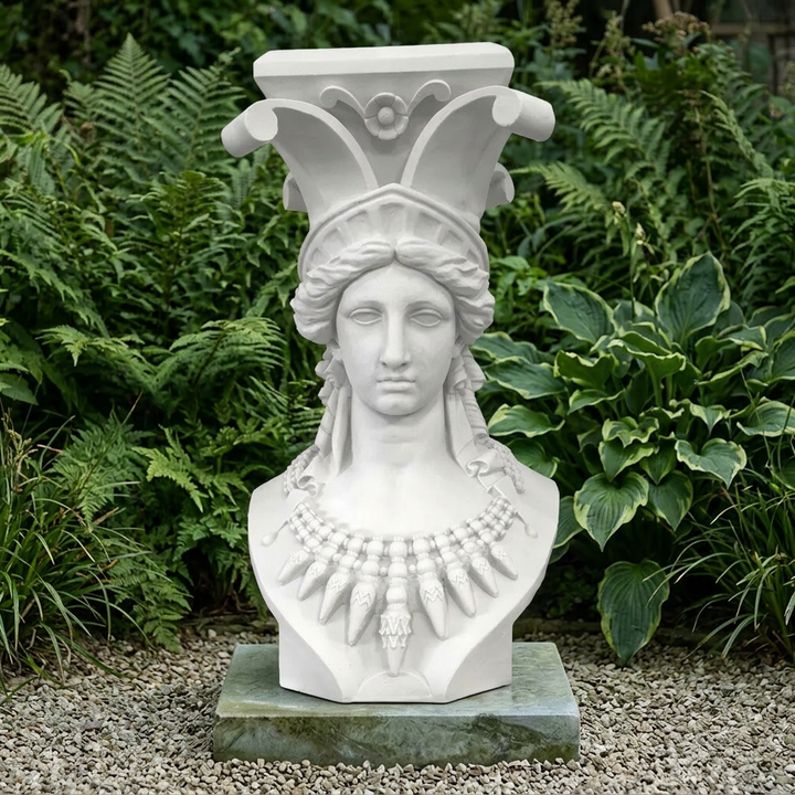Caryatid oszlopának mellszobora