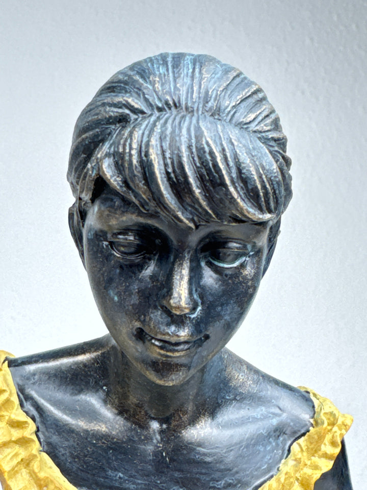 Kecses Balerina Szobor (Degas táncosnő)