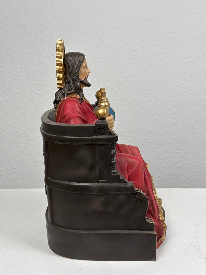 Christus Rex Szobor – Jézus, a Menny és Föld Ura