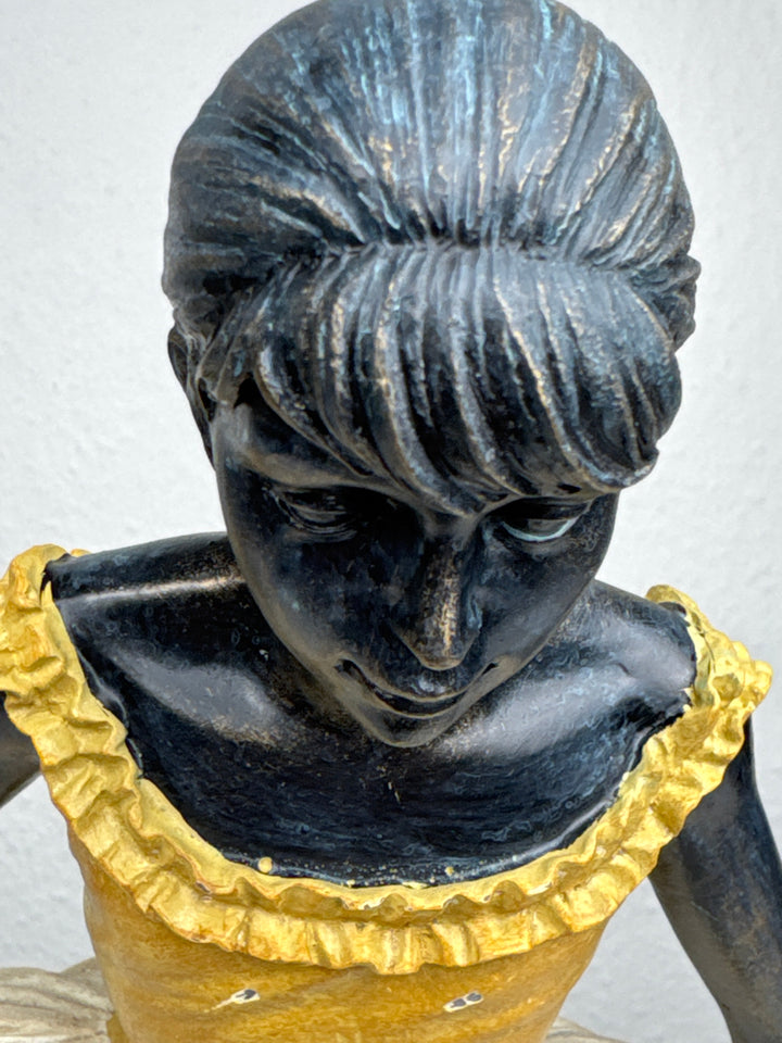 Kecses Balerina Szobor (Degas táncosnő)