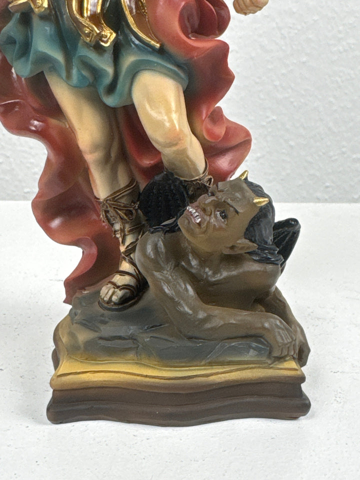 Szent Mihály Arkangyal Szobor (Kézzel festett)