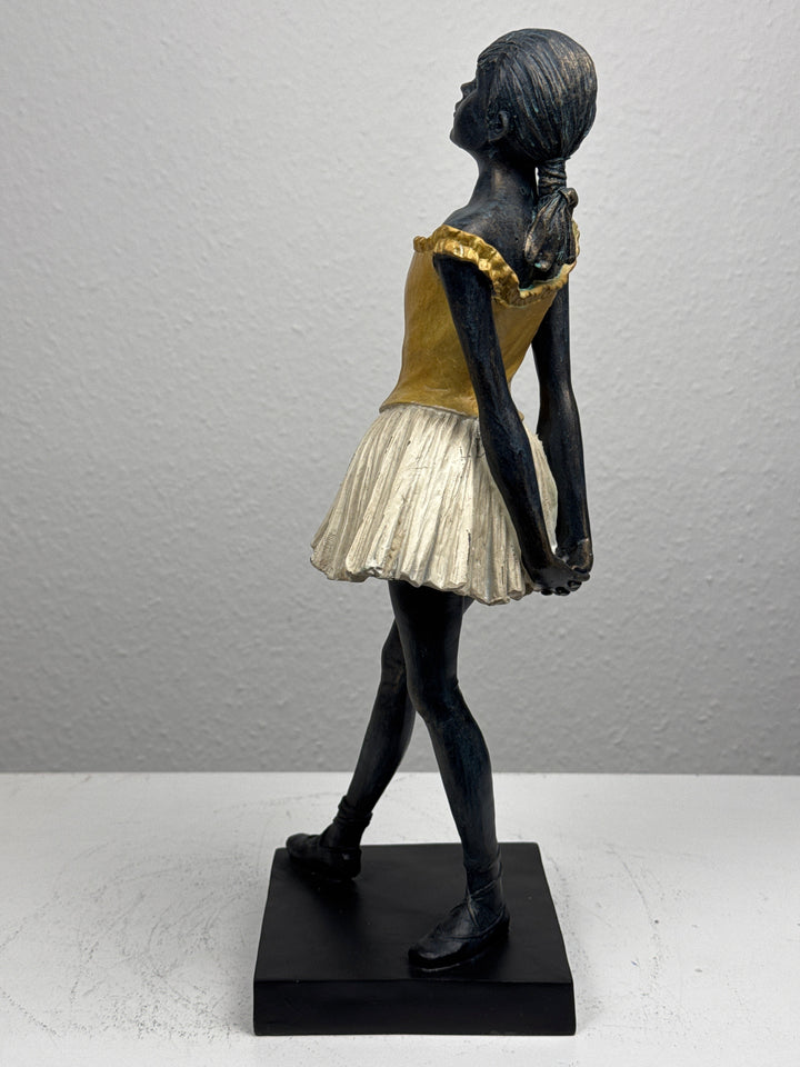 Kis Táncos Szobor (Nagy Degas szobor)