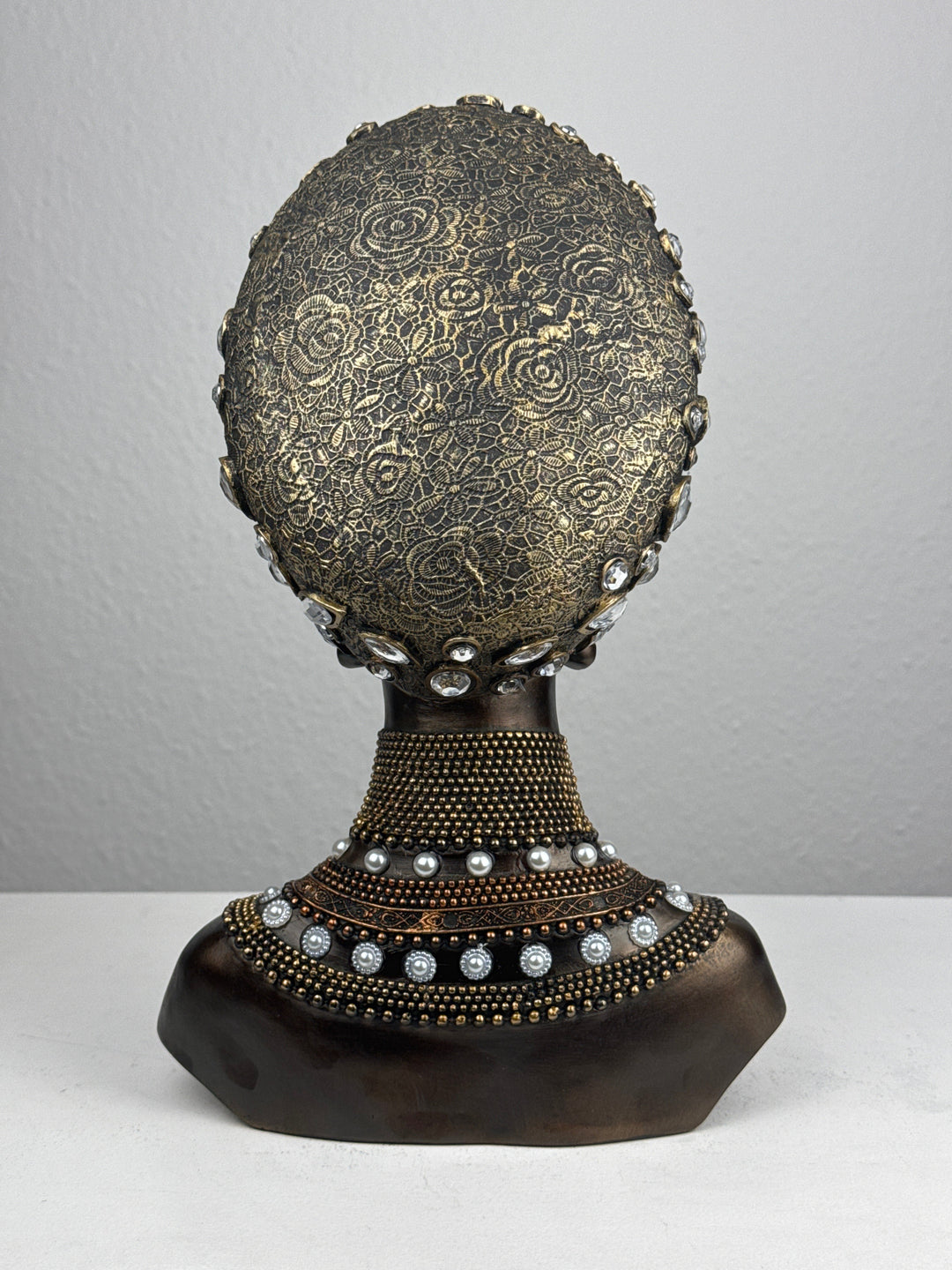 Fenséges Afrikai Királynő Mellszobor (Bronz Hatású)