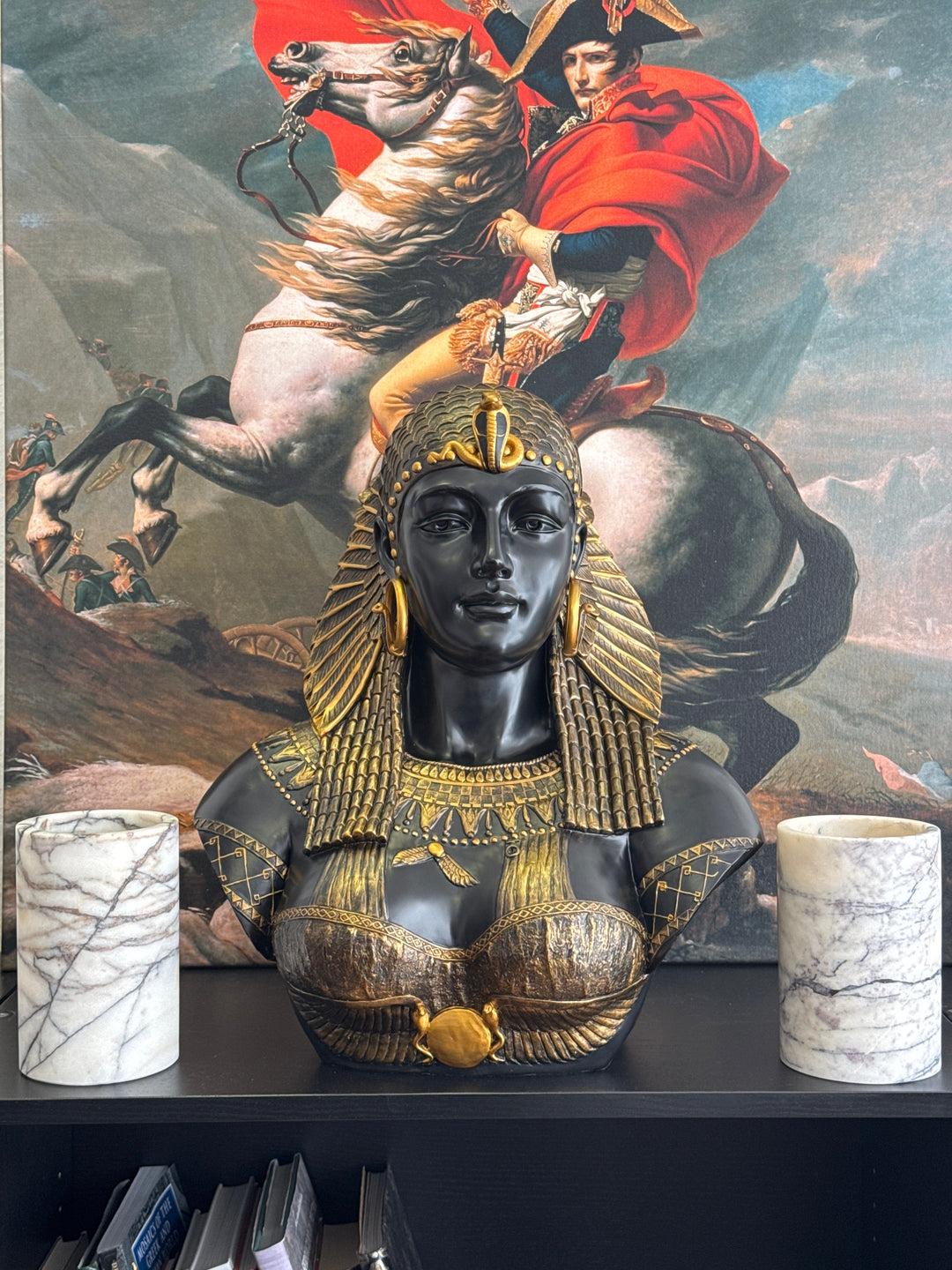 Kleopátra Mellszobor – Egyiptomi Királynő (Fekete-Arany)