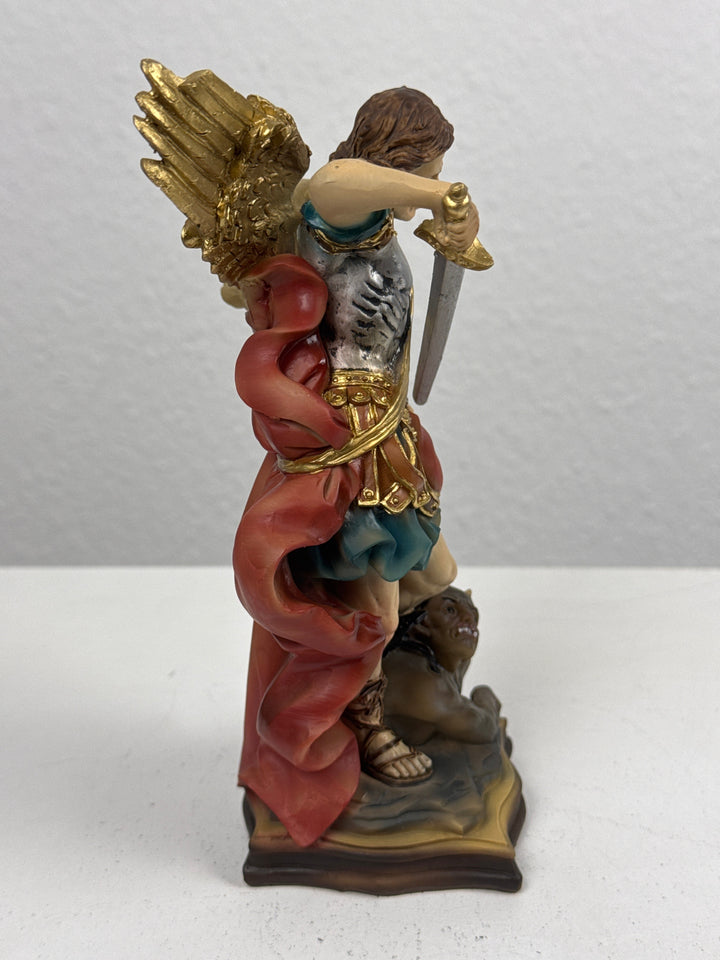 Szent Mihály Arkangyal Szobor (Kézzel festett)