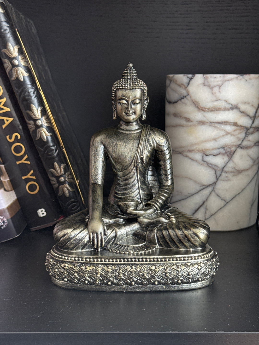 Meditáló Buddha Szobor (Bronz Hatású)