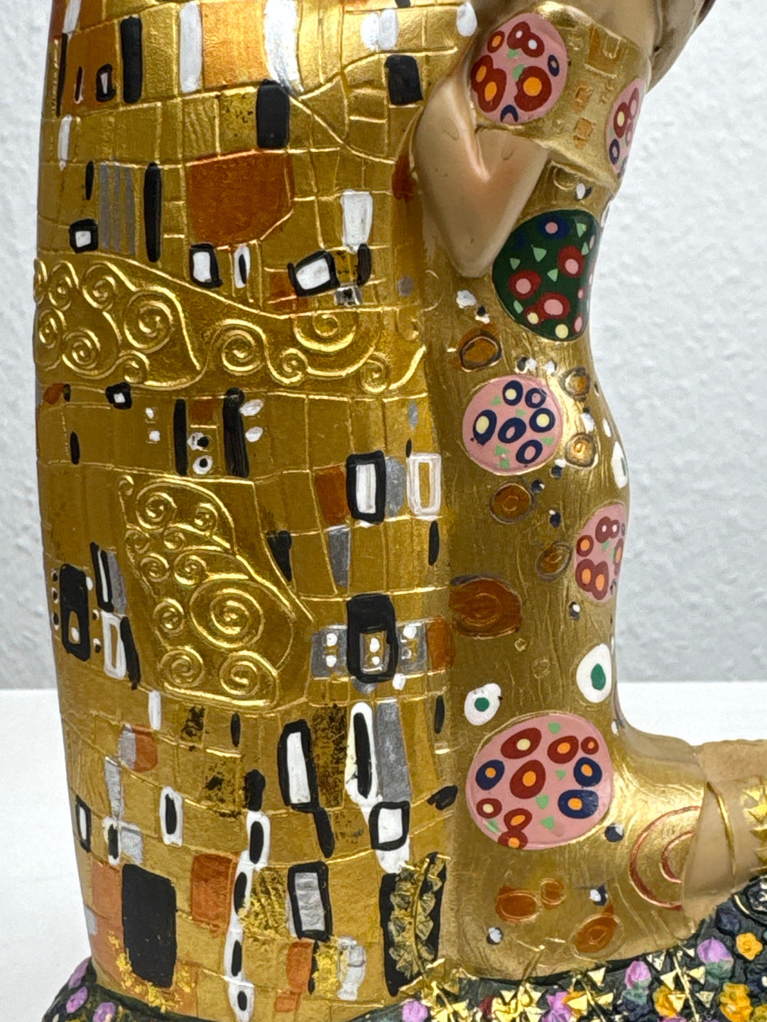 Szerelem Szobor – A csók Klimttől (Szerelmespár)