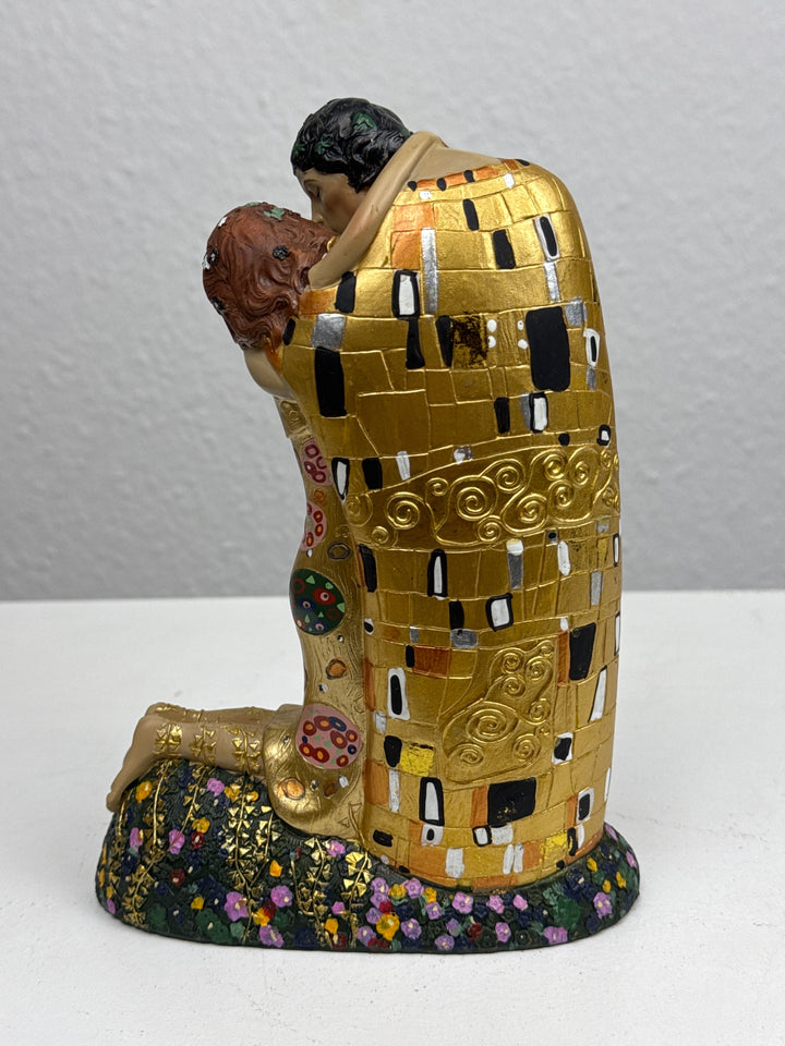 Szerelem Szobor – A csók Klimttől (Szerelmespár)