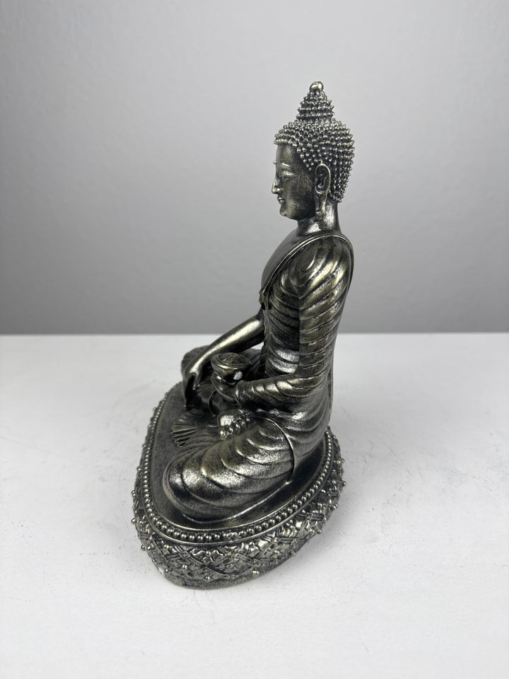 Meditáló Buddha Szobor (Bronz Hatású)